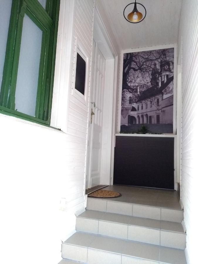 Jade Vendeghaz Daire Pápa Dış mekan fotoğraf